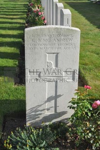 RUE-PETILLON MILITARY CEMETERY, FLEURBAIX - McANDREW, G B