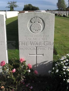 RUE-PETILLON MILITARY CEMETERY, FLEURBAIX - McCALL, ALFRED WARD