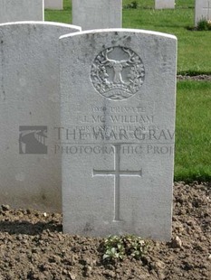 RUE-PETILLON MILITARY CEMETERY, FLEURBAIX - McWILLIAM, J