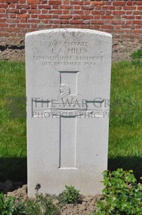 RUE-PETILLON MILITARY CEMETERY, FLEURBAIX - MILLS, J A