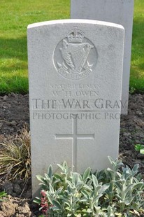 RUE-PETILLON MILITARY CEMETERY, FLEURBAIX - OWEN, W H
