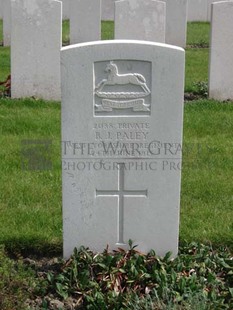 RUE-PETILLON MILITARY CEMETERY, FLEURBAIX - PALEY, B J