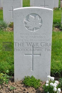 RUE-PETILLON MILITARY CEMETERY, FLEURBAIX - PARSONS, W E