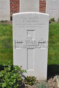 RUE-PETILLON MILITARY CEMETERY, FLEURBAIX - PERKINS, P
