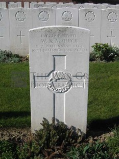 RUE-PETILLON MILITARY CEMETERY, FLEURBAIX - QUICK, WILLIAM BEYNON AUSTIN