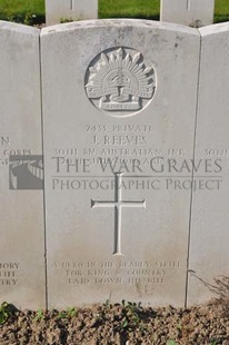 RUE-PETILLON MILITARY CEMETERY, FLEURBAIX - REEVES, JOHN
