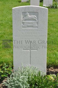 RUE-PETILLON MILITARY CEMETERY, FLEURBAIX - RHODES, A J