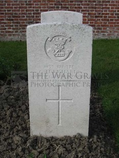 RUE-PETILLON MILITARY CEMETERY, FLEURBAIX - RICHARDS, G H
