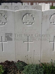RUE-PETILLON MILITARY CEMETERY, FLEURBAIX - ROBINSON, STANLEY LEWIS