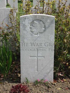 RUE-PETILLON MILITARY CEMETERY, FLEURBAIX - RUSSELL, J