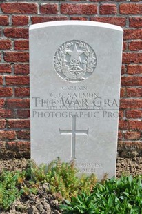 RUE-PETILLON MILITARY CEMETERY, FLEURBAIX - SALMON, CLAUD GARRETT