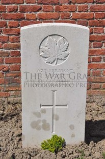 RUE-PETILLON MILITARY CEMETERY, FLEURBAIX - SCOTT, J S