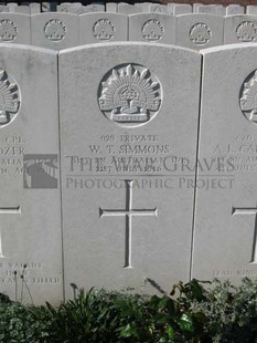 RUE-PETILLON MILITARY CEMETERY, FLEURBAIX - SIMMONS, W T