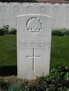 RUE-PETILLON MILITARY CEMETERY, FLEURBAIX - STEVENS, W