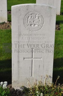 RUE-PETILLON MILITARY CEMETERY, FLEURBAIX - STEVENSON, J