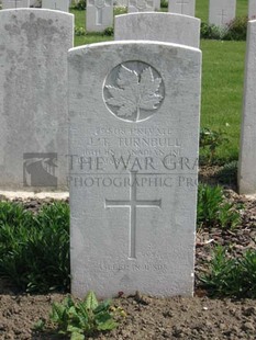 RUE-PETILLON MILITARY CEMETERY, FLEURBAIX - TURNBULL, JOHN THOMAS