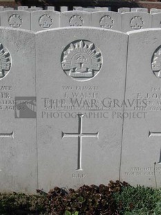 RUE-PETILLON MILITARY CEMETERY, FLEURBAIX - WALSH, THOMAS
