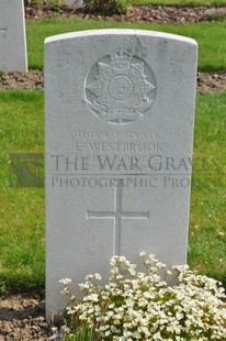 RUE-PETILLON MILITARY CEMETERY, FLEURBAIX - WESTBROOK, E
