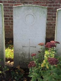 Combles Communal Cemetery Extension - Avis, Herbert James