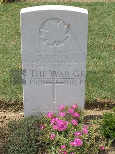 ANCONA WAR CEMETERY - CLARK, ALBERT E.