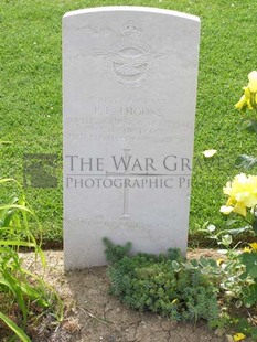 ANCONA WAR CEMETERY - THORNS, PERCY FREDERICK
