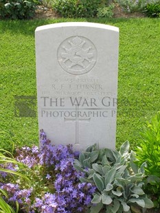 ANCONA WAR CEMETERY - TURNER, REX FRANCIS JOE