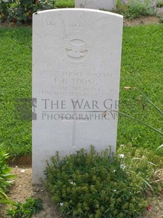 ANCONA WAR CEMETERY - YOUNG, FRANK RAVEN