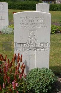 FORT PITT MILITARY CEMETERY - BEDFORD, HORACE CHARLES