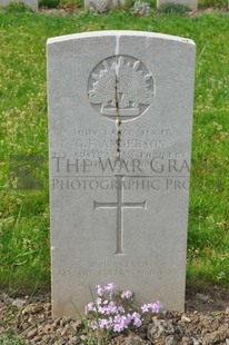 LE GRAND HASARD MILITARY CEMETERY, MORBECQUE - ANDERSON, GEORGE FORREST