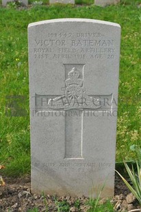 LE GRAND HASARD MILITARY CEMETERY, MORBECQUE - BATEMAN, VICTOR
