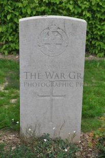 LE GRAND HASARD MILITARY CEMETERY, MORBECQUE - BIRTWISTLE, JOHN WILLIAM