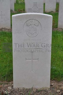 LE GRAND HASARD MILITARY CEMETERY, MORBECQUE - CAMERON, A