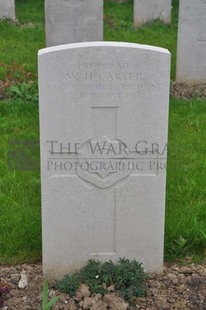 LE GRAND HASARD MILITARY CEMETERY, MORBECQUE - CARTER, W H