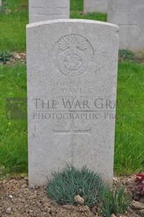 LE GRAND HASARD MILITARY CEMETERY, MORBECQUE - DAVIES, G