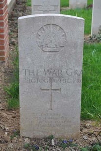 LE GRAND HASARD MILITARY CEMETERY, MORBECQUE - DONNELLY, ARTHUR JAMES