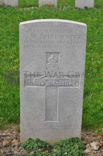 LE GRAND HASARD MILITARY CEMETERY, MORBECQUE - DRINKWATER, GEORGE WILLOUGHBY