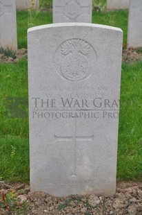 LE GRAND HASARD MILITARY CEMETERY, MORBECQUE - FAIRLEY, WILLIAM KERR