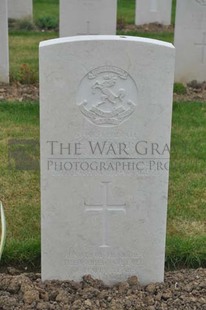 LE GRAND HASARD MILITARY CEMETERY, MORBECQUE - FRYER, EDWARD CHARLES