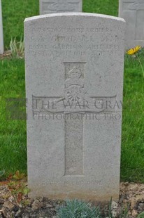 LE GRAND HASARD MILITARY CEMETERY, MORBECQUE - GOODALL, CHARLIE VERNON