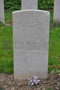 LE GRAND HASARD MILITARY CEMETERY, MORBECQUE - HARKIS, HERBERT