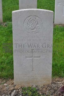 LE GRAND HASARD MILITARY CEMETERY, MORBECQUE - HEASLIP, MOSES