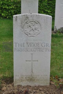 LE GRAND HASARD MILITARY CEMETERY, MORBECQUE - HODGKISS, JOHN