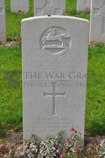 LE GRAND HASARD MILITARY CEMETERY, MORBECQUE - LAKE, WILLIAM CHARLES JOHN