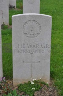 LE GRAND HASARD MILITARY CEMETERY, MORBECQUE - McGIRR, PATRICK EDWARD