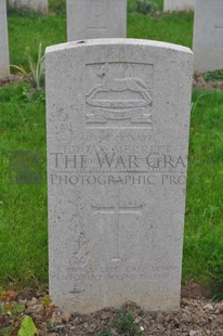 LE GRAND HASARD MILITARY CEMETERY, MORBECQUE - MERRITT, EDGAR
