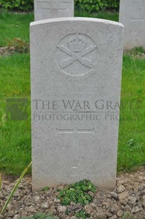 LE GRAND HASARD MILITARY CEMETERY, MORBECQUE - RAMSEY, THOMAS ERRINGTON