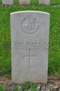 LE GRAND HASARD MILITARY CEMETERY, MORBECQUE - RANDALL, CHARLES