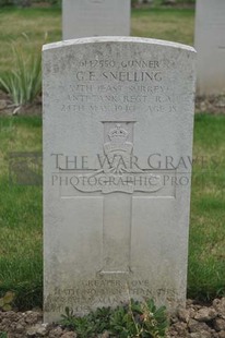 LE GRAND HASARD MILITARY CEMETERY, MORBECQUE - SNELLING, GEORGE EDWIN