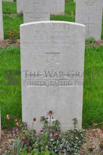 LE GRAND HASARD MILITARY CEMETERY, MORBECQUE - SPARROW, EDWIN GUY
