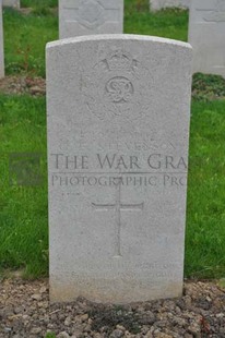 LE GRAND HASARD MILITARY CEMETERY, MORBECQUE - STEVENSON, GEORGE EDWARD